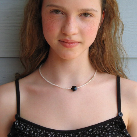 RON2101-262 花朵串珠項鍊 FLOWER MINI BEADS NECKLACE