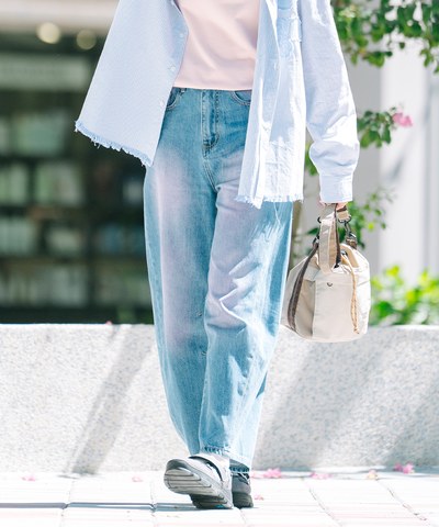 打褶闊腿牛仔褲