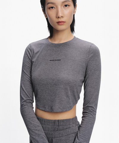 短版弧形上衣 Curved Hem Top