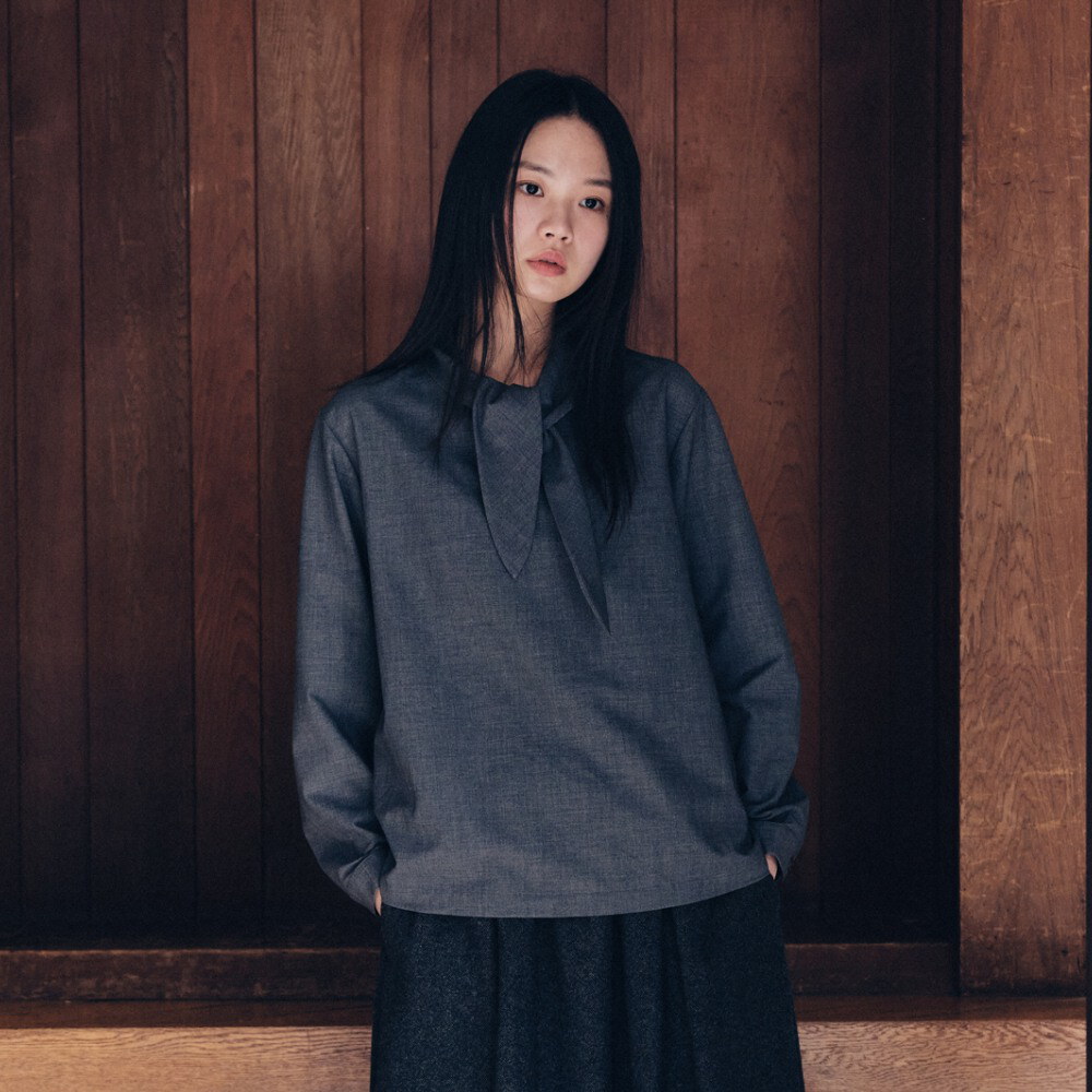 圍巾領上衣 scarf t-shirts