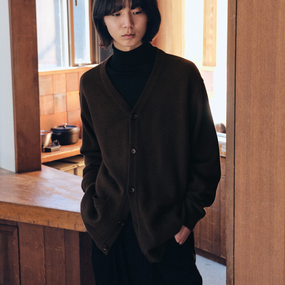 V領針織外套 unisex british wool v-neck cardigan