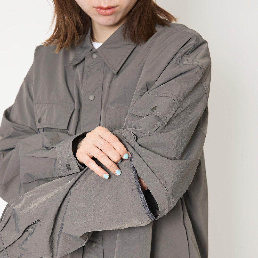 可拆式機能襯衫 DETACHABLE TECH SHIRT