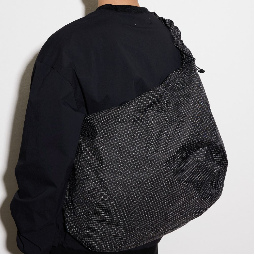 抽皺郵差包 GATHER MESSENGER BAG