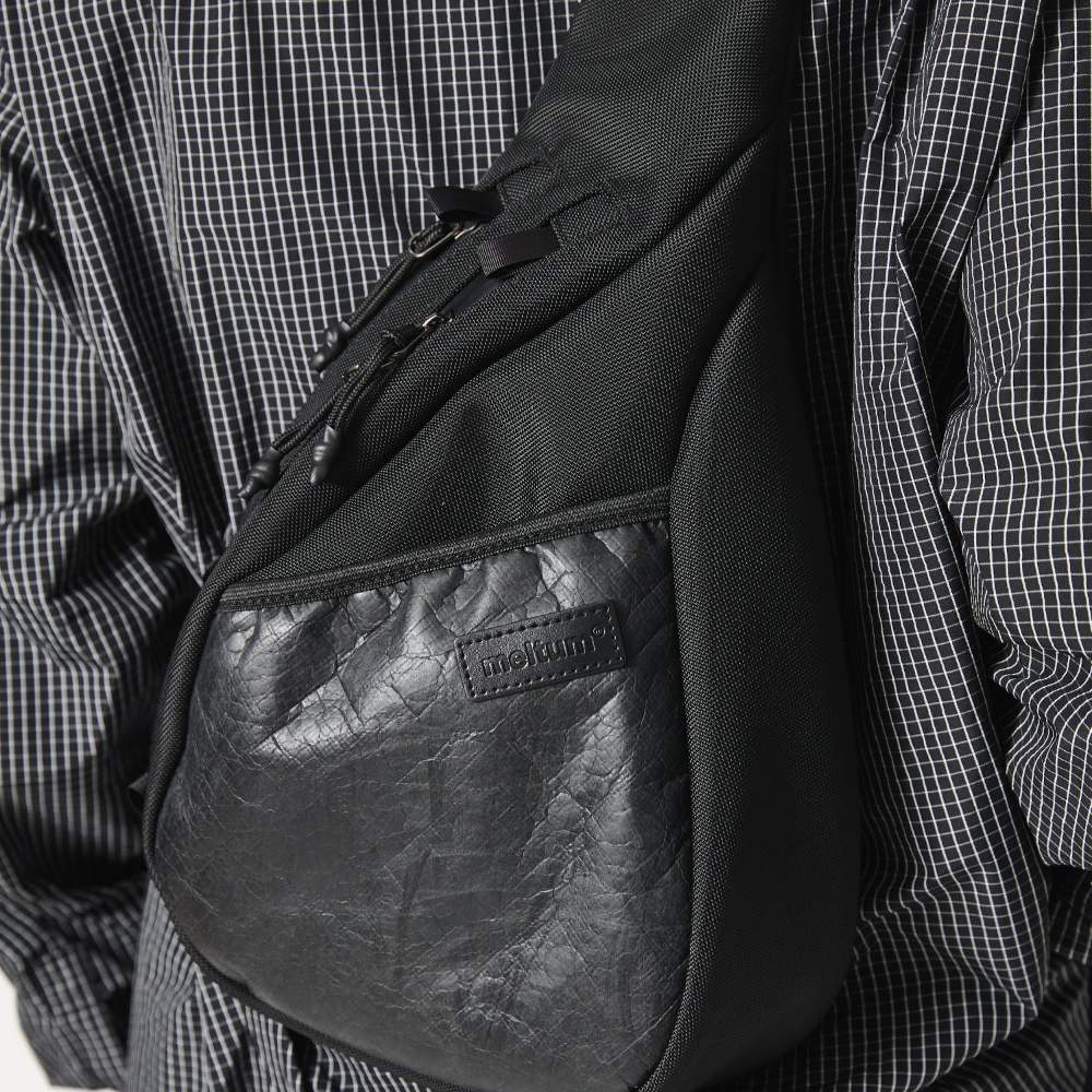 單肩斜背包 Tyvek ONESHOULDER BAG