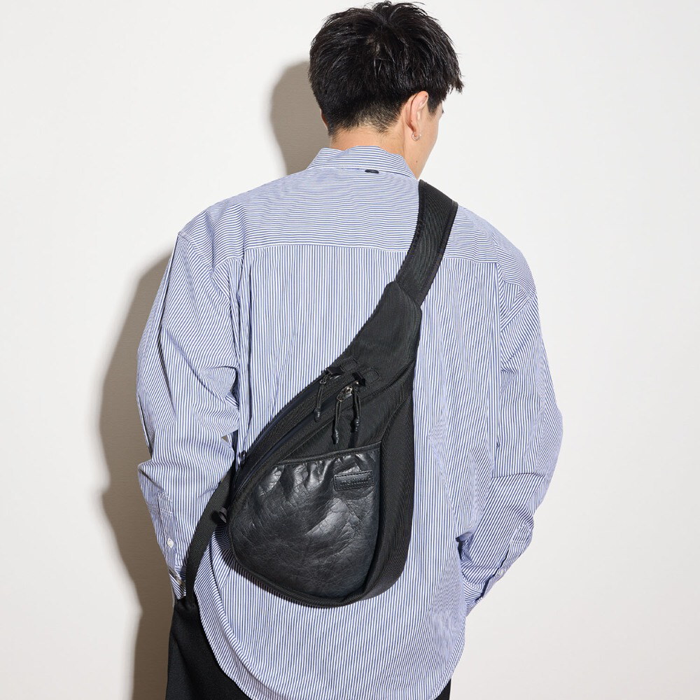 單肩斜背包 Tyvek ONESHOULDER BAG