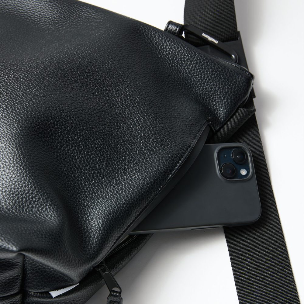 郵差包 LEATHER MESSENGER BAG(M)