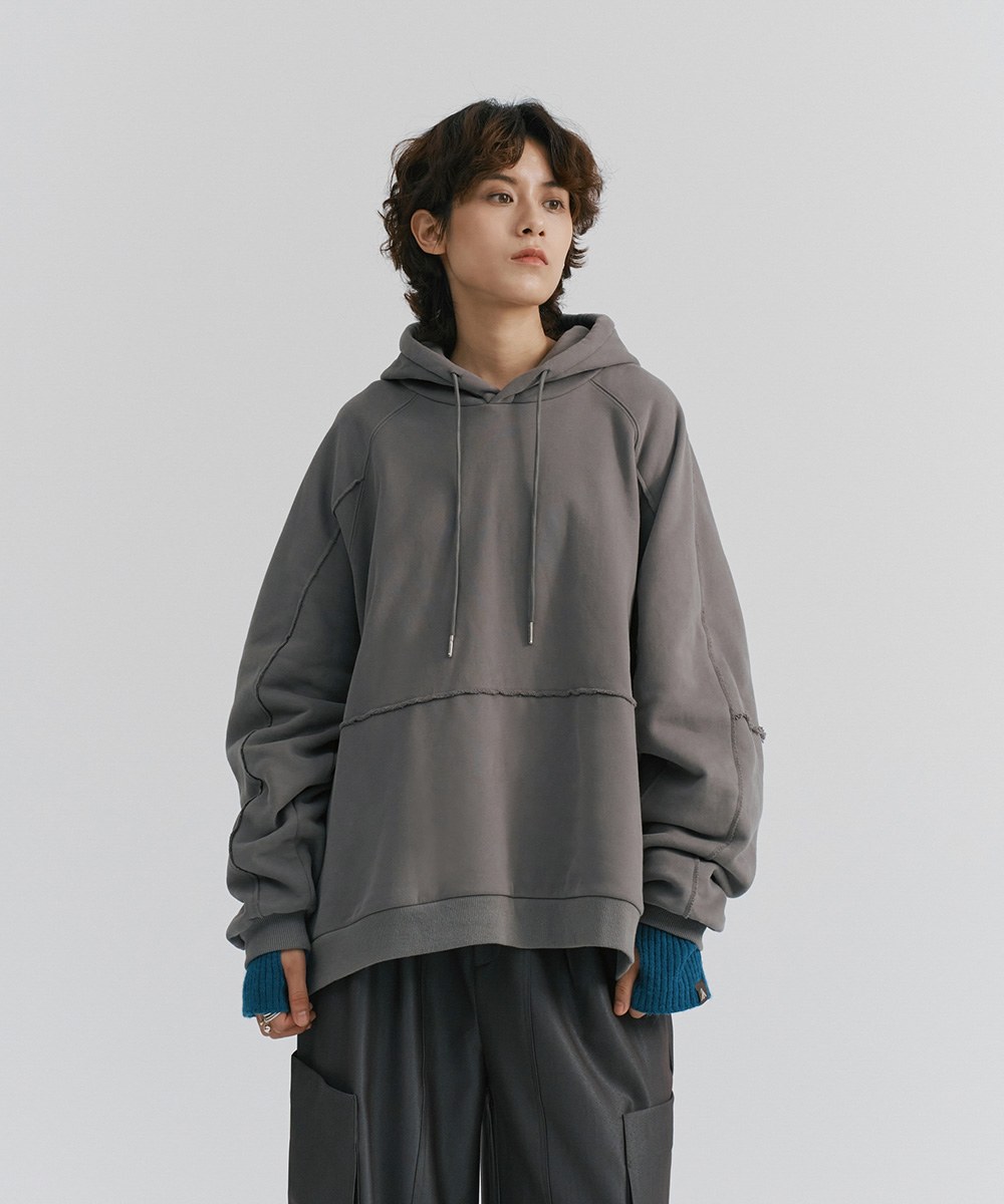 MELSIGN x mouggan 短版鬚邊刷絨連帽TEE