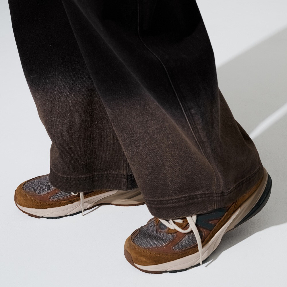 水洗丹寧長褲 MEL 26. Washed Denim Jeans