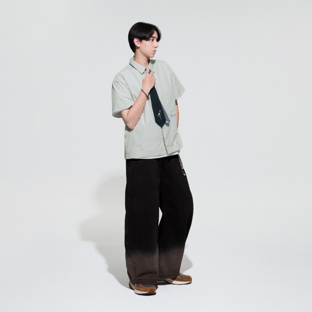 水洗丹寧長褲 MEL 26. Washed Denim Jeans