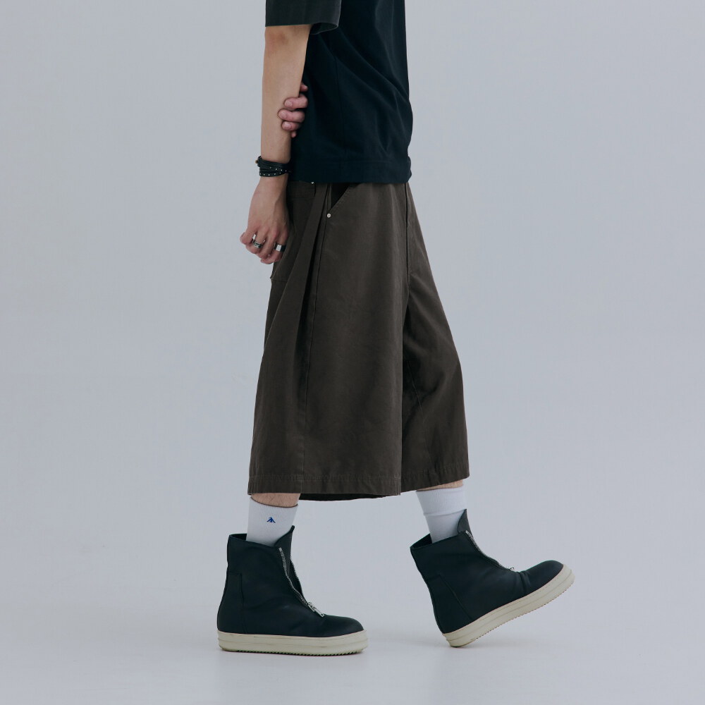 極簡七分褲 Cropped Drapey Baggy Pants