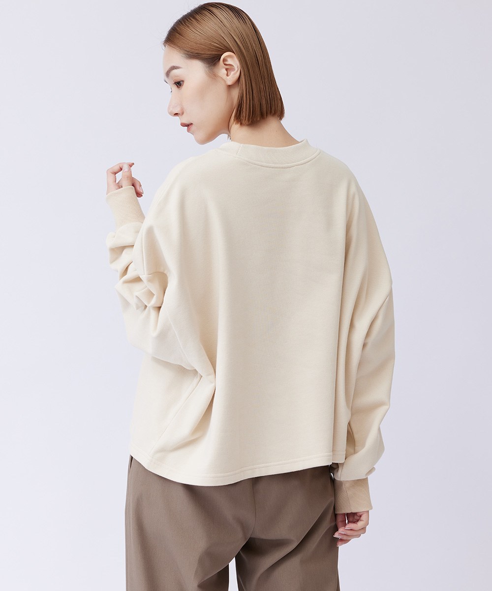 女款短版Oversize大學Tee