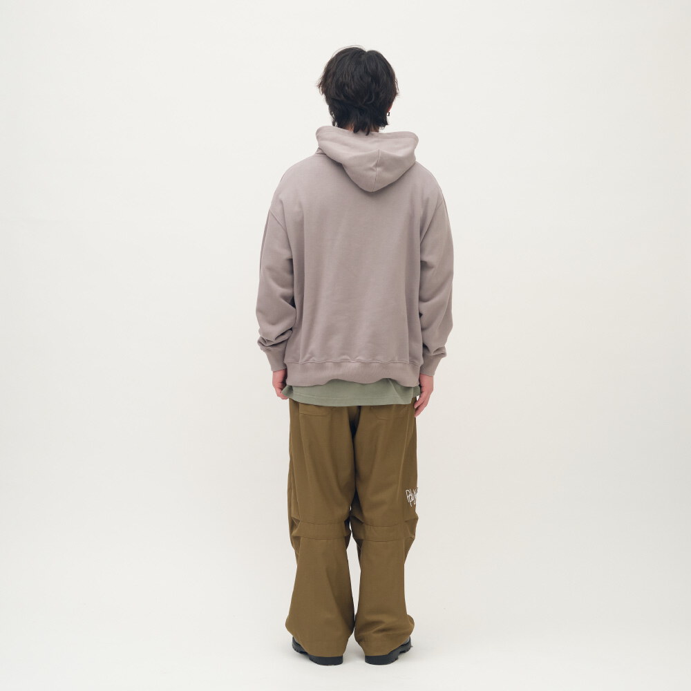 日常疊字LOGO帽TEE