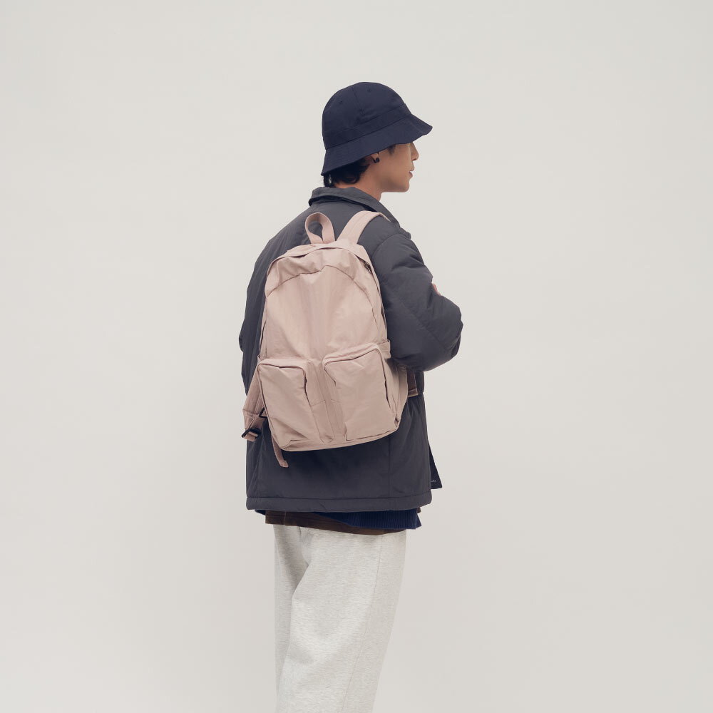 尼龍立體口袋雙肩包