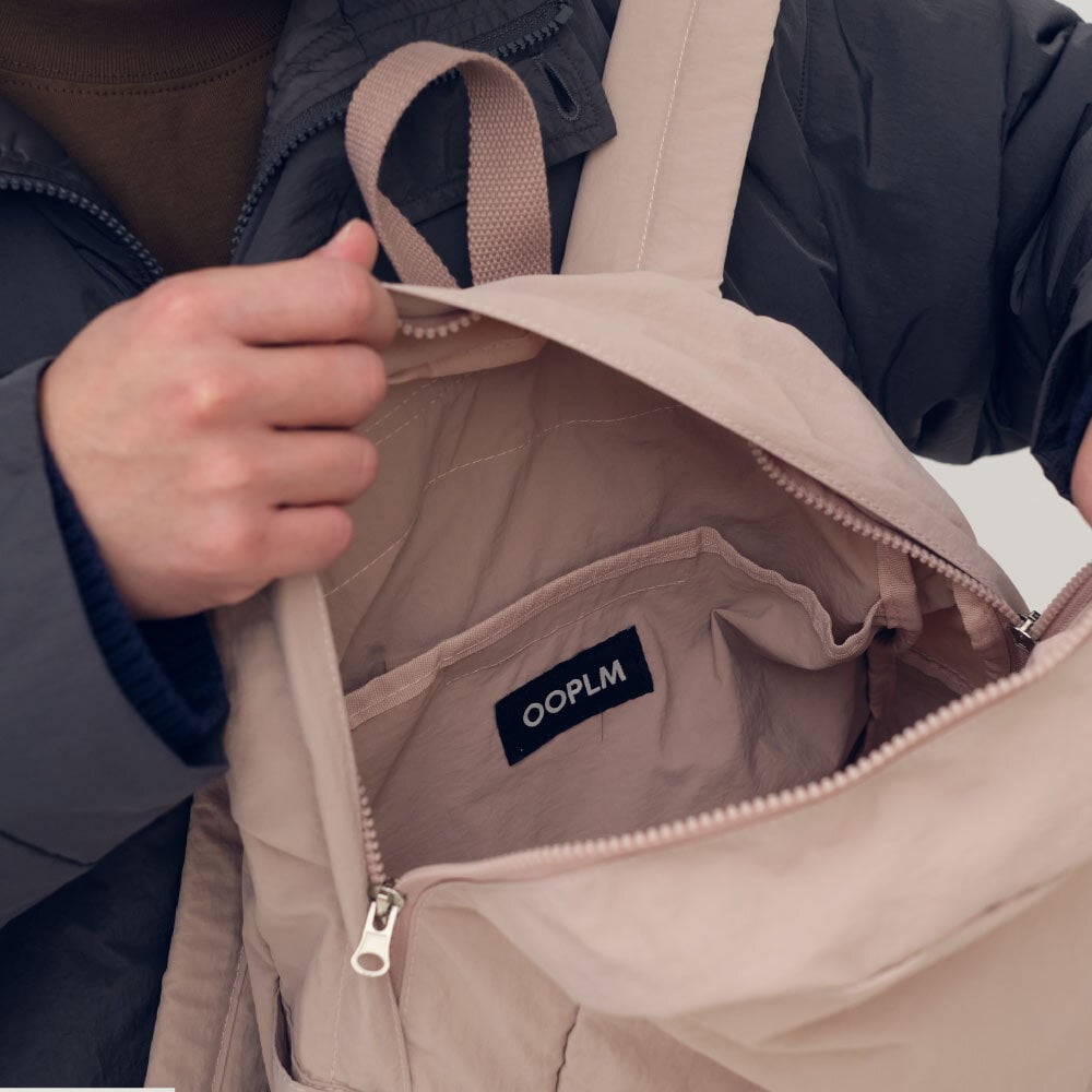 尼龍立體口袋雙肩包