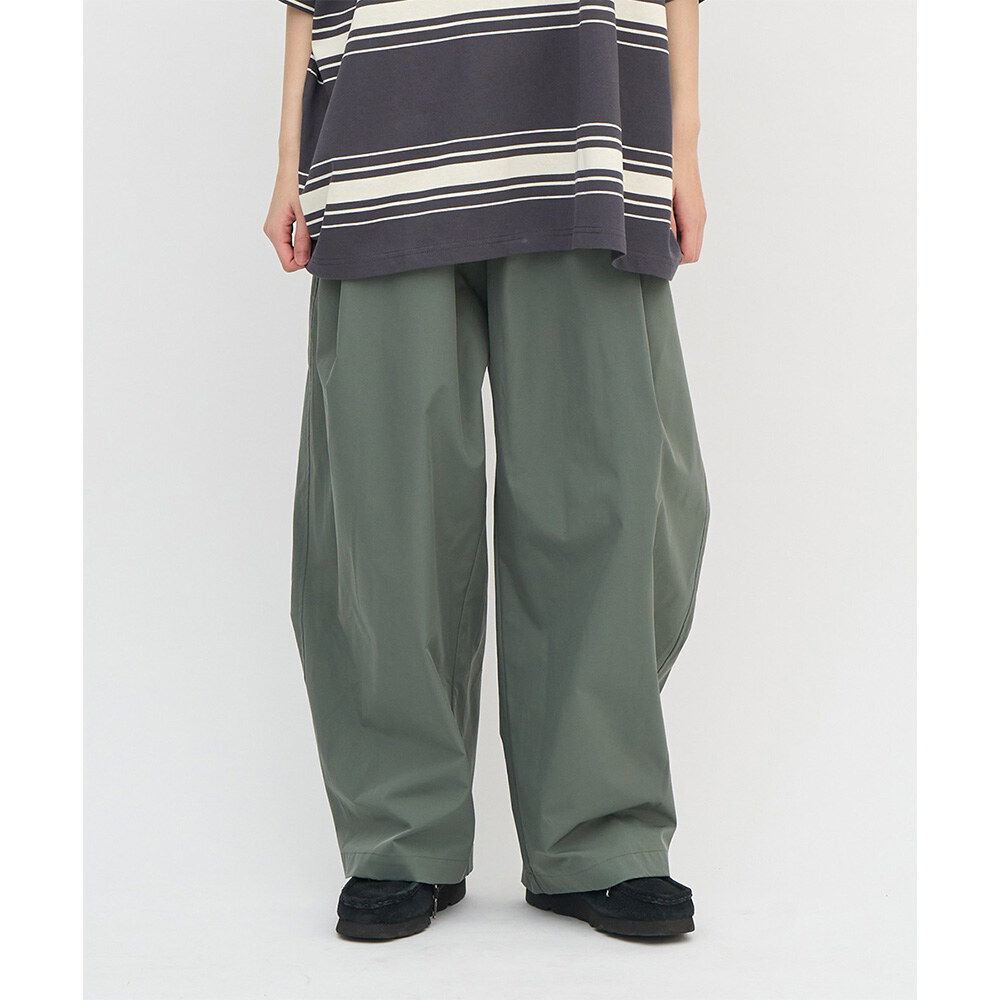 防潑水立體剪裁錐寬褲