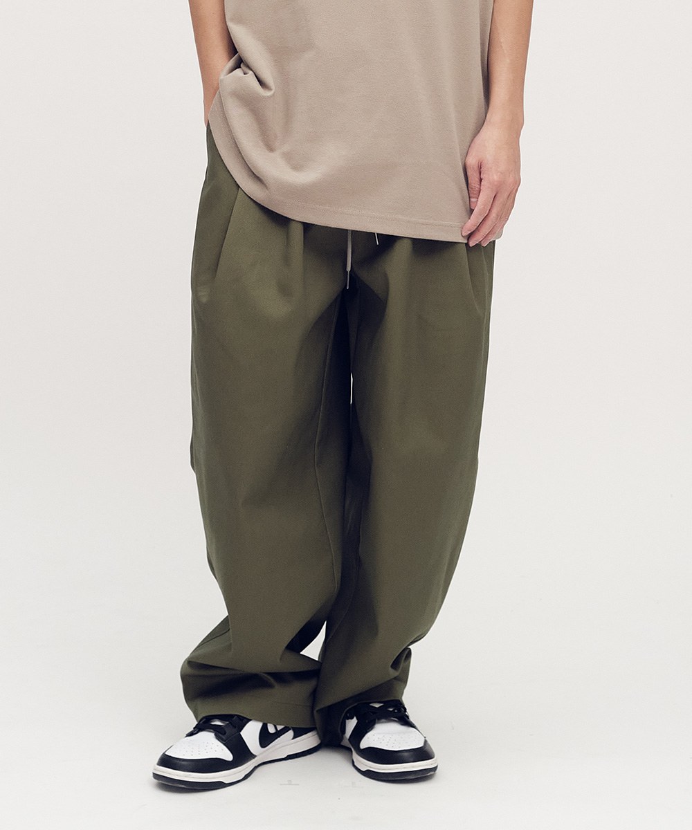 吸濕排汗立體剪裁錐寬褲