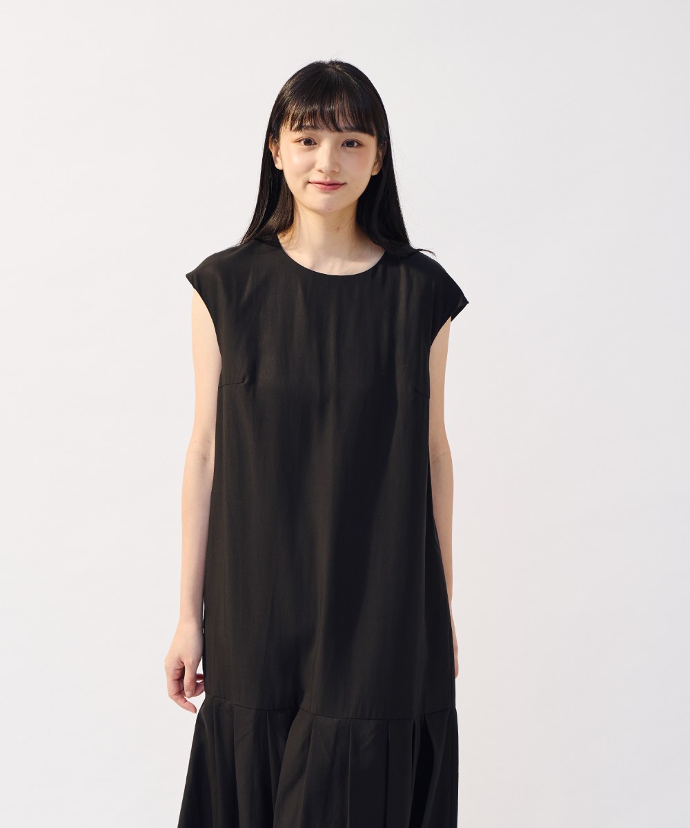 法式袖百褶洋裝