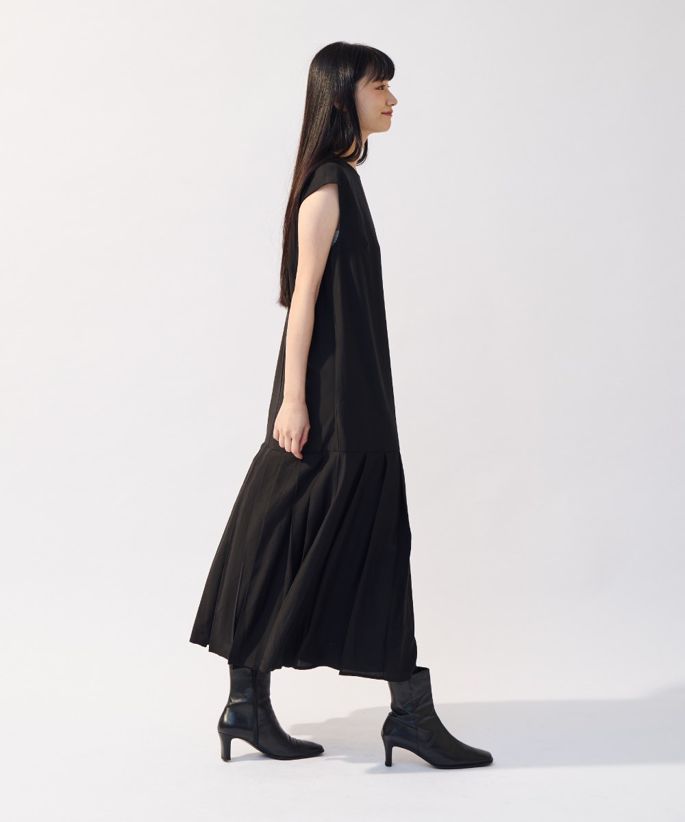 法式袖百褶洋裝