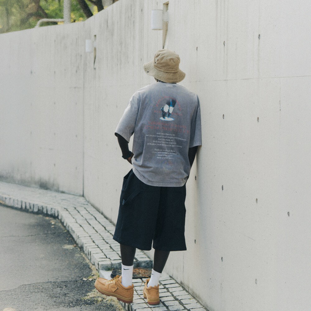 現實主義短TEE