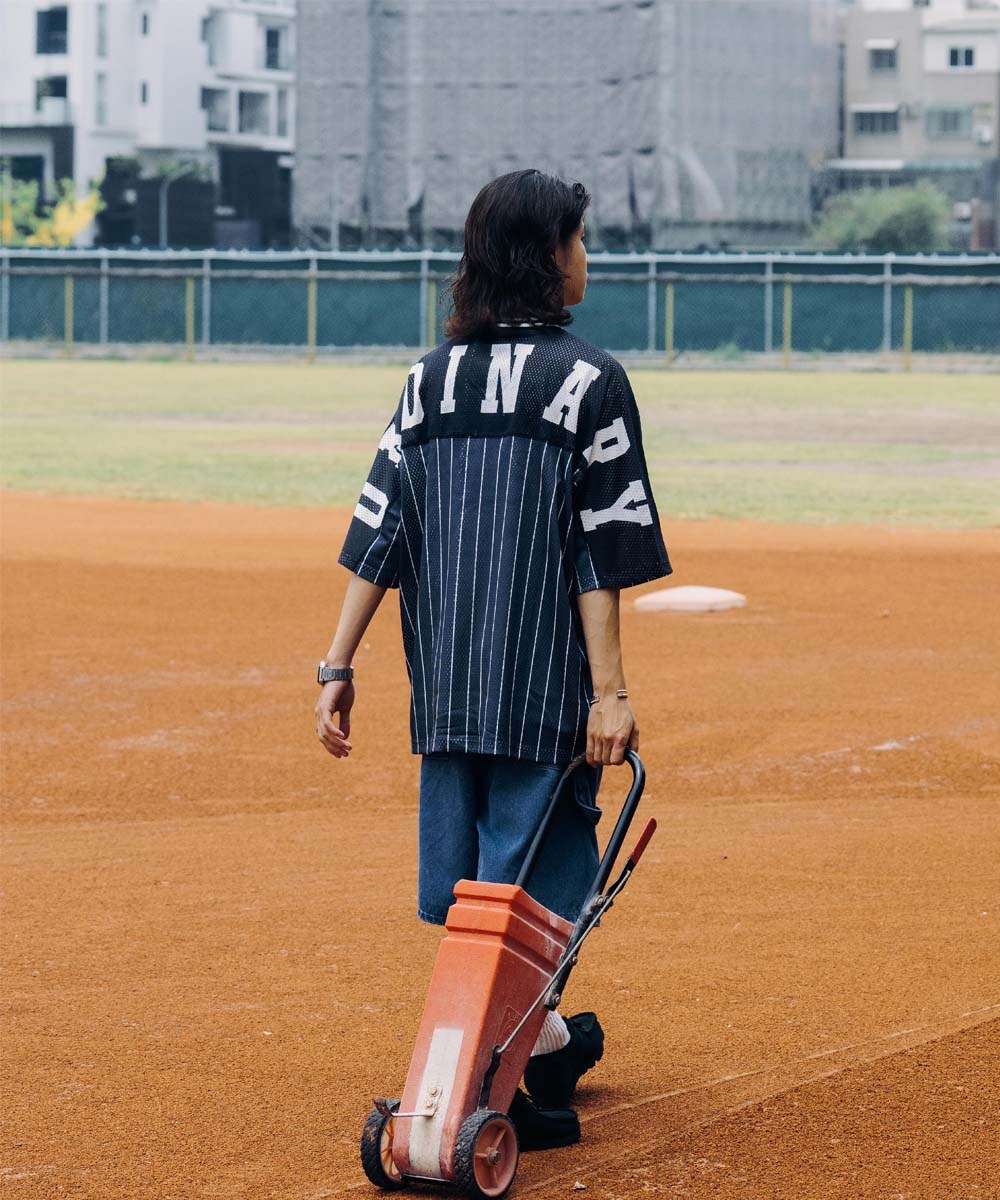 ORDINARY 美式橄欖球七分球衣