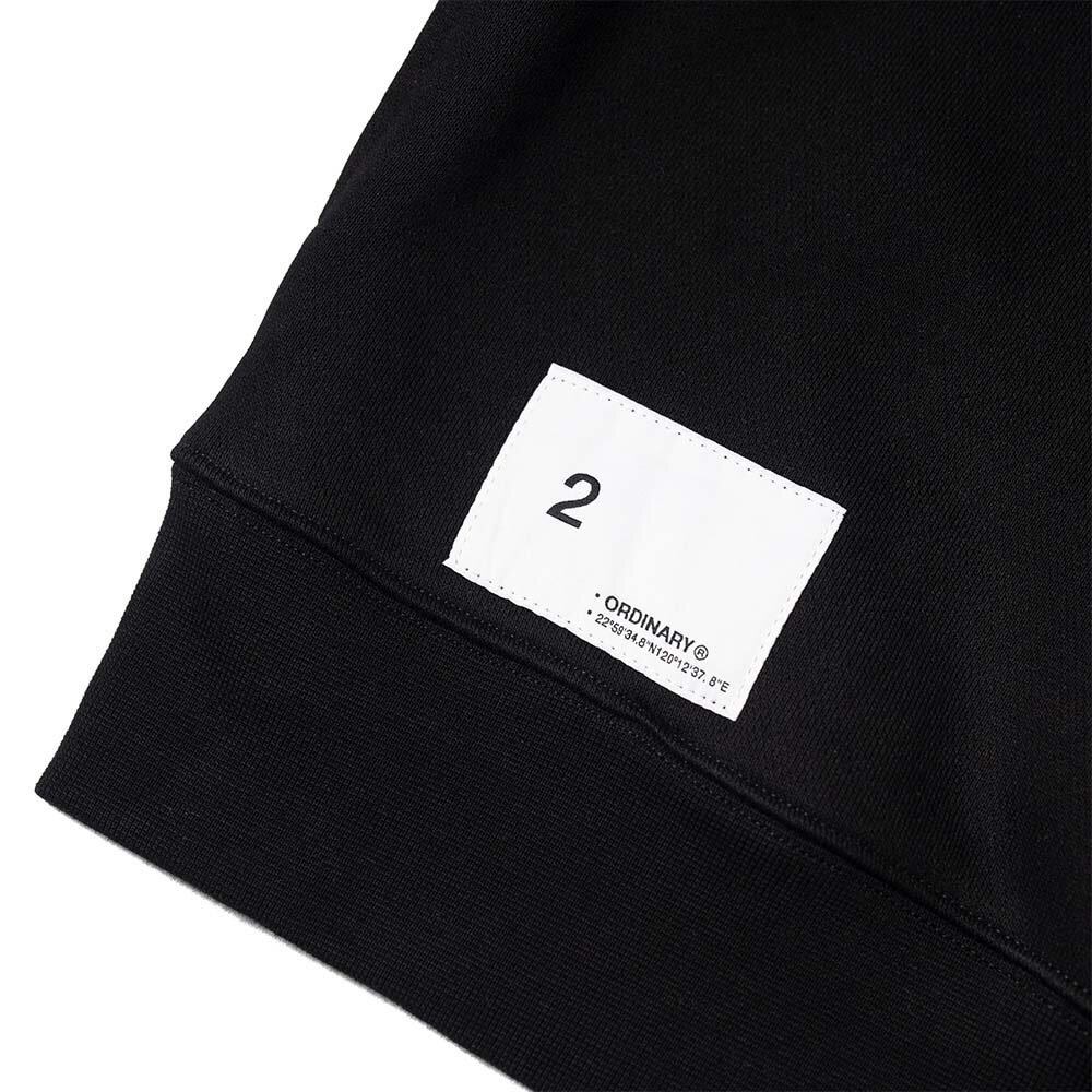 格紋星貼布大學T