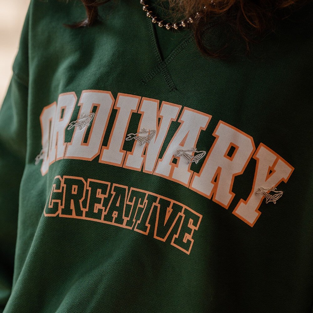 經典學院LOGO鯨魚電繡大學TEE