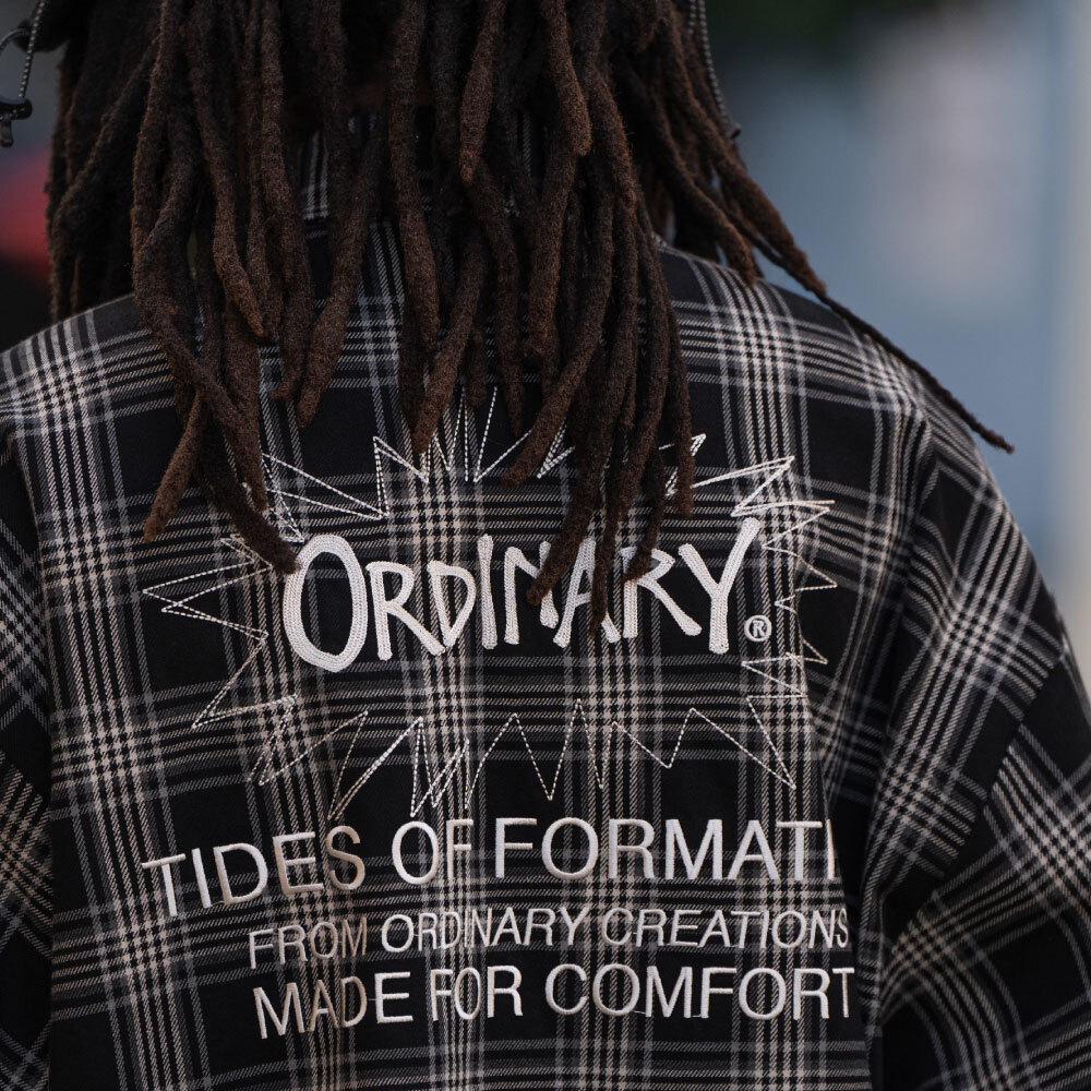 電繡重磅格紋襯衫