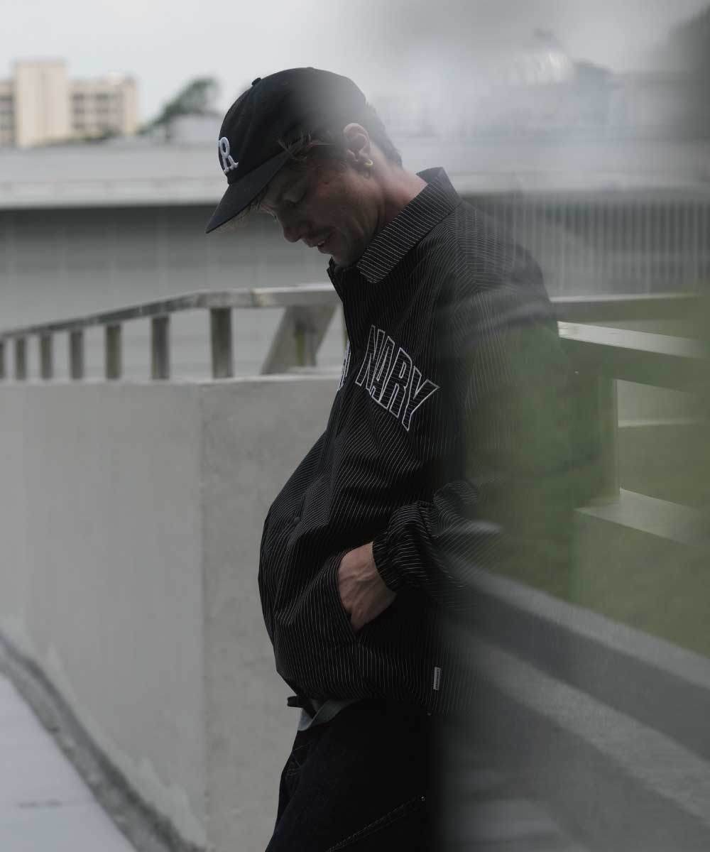 條紋教練外套
