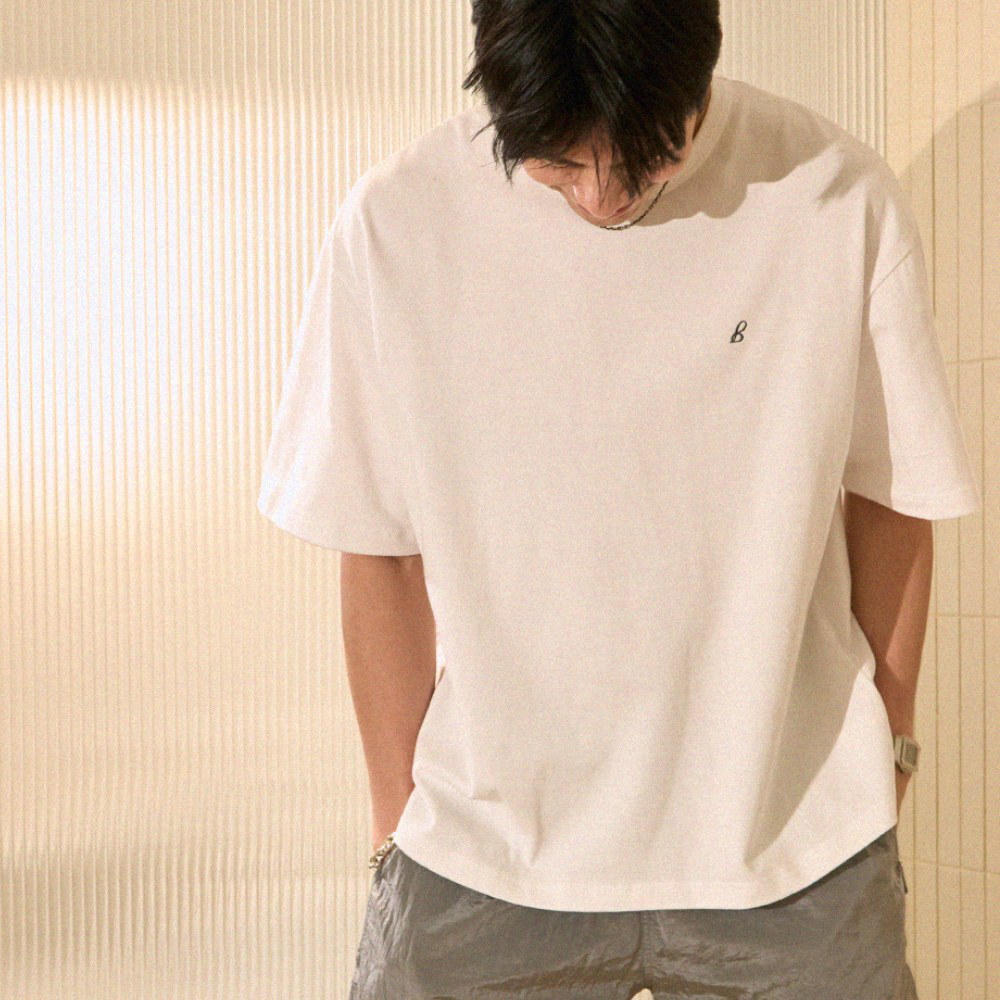 寬版刺繡短TEE EMBROIDERY LOGO TEE