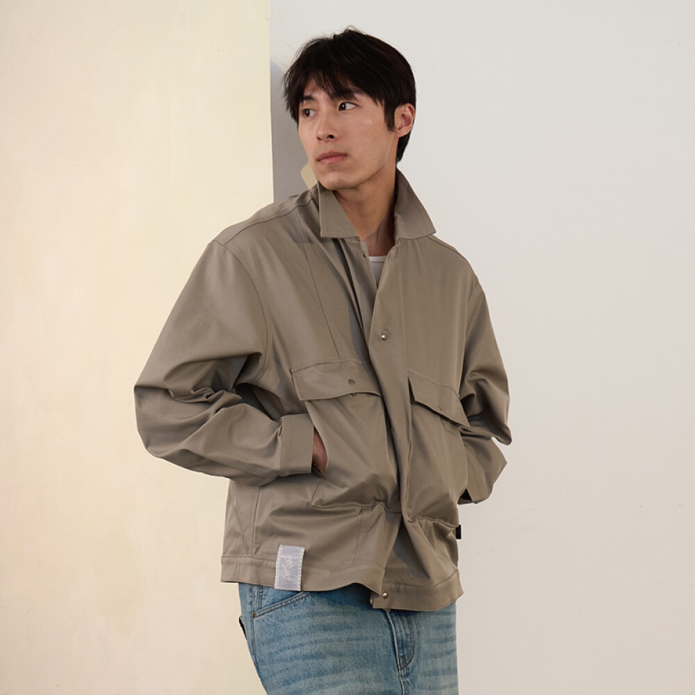 大口袋襯衫外套 LOOSE FIT POCKET JACKET