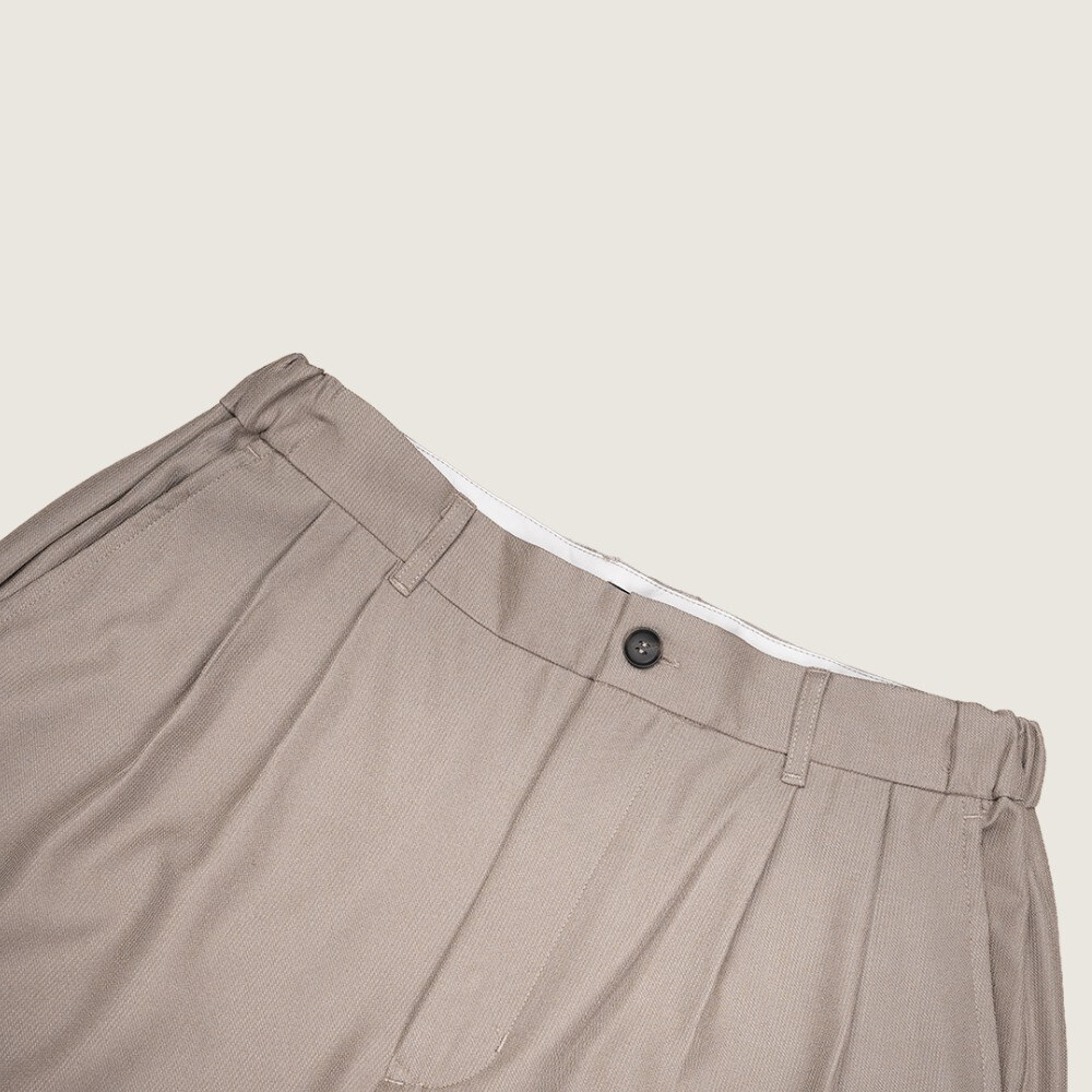 打褶短褲 SEERSUCKER SHORTS