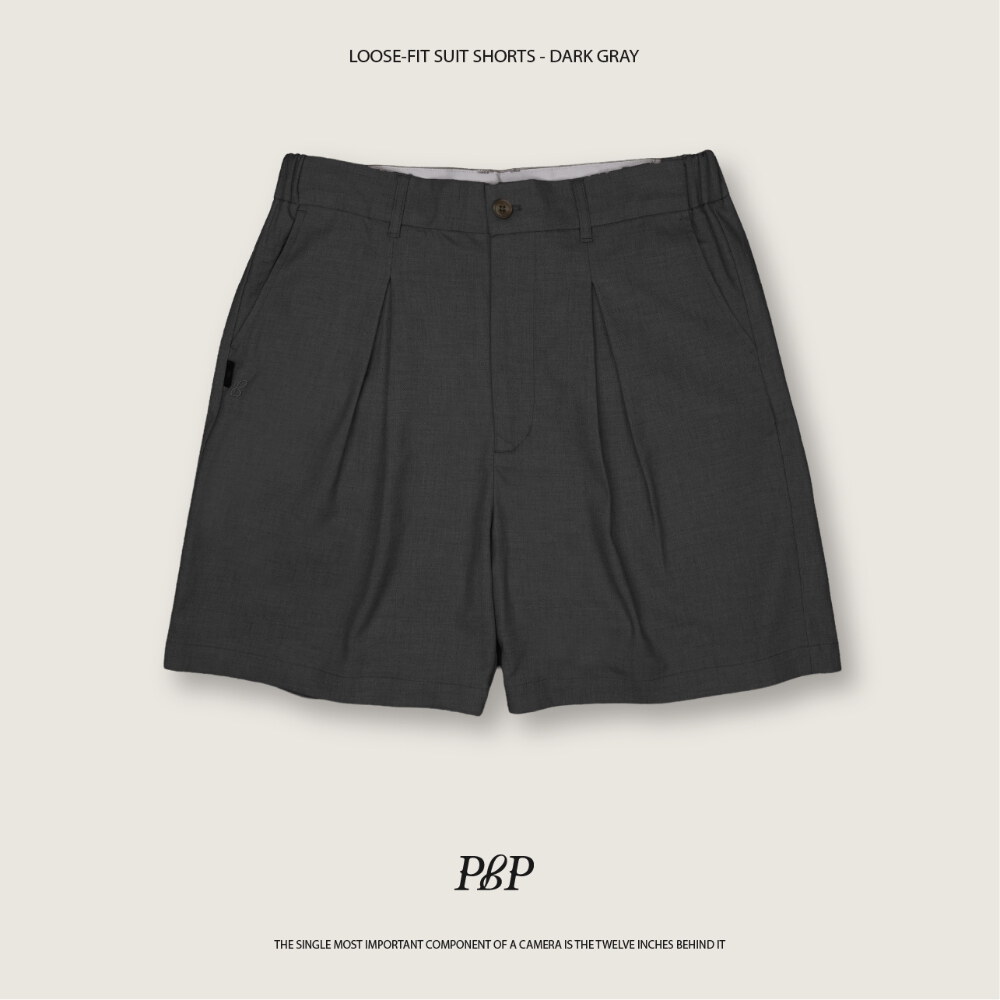 打褶西裝短褲 LOOSE-FIT SUIT SHORTS