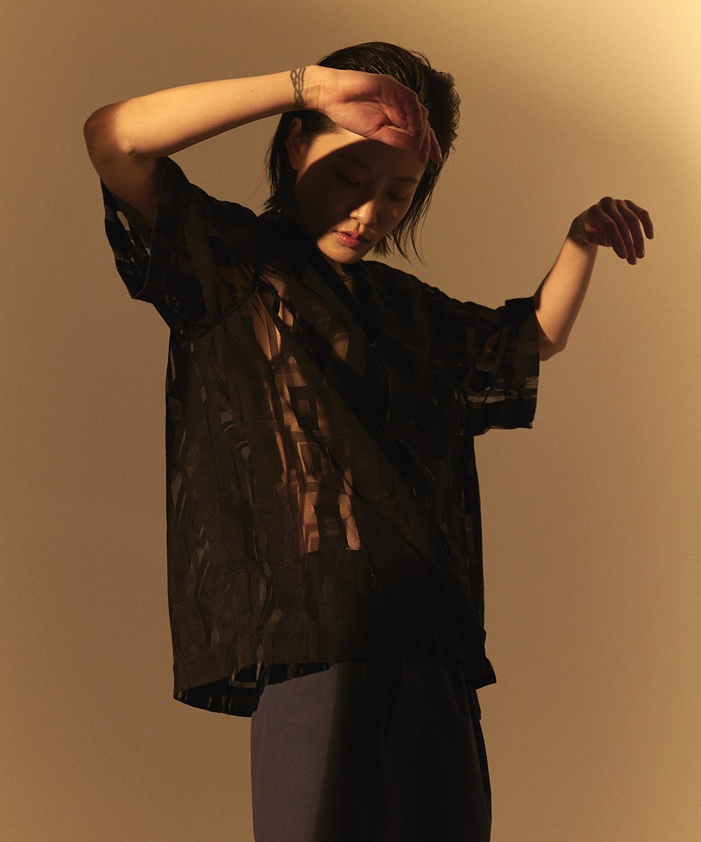 Optical Lace Open Collar Shirt