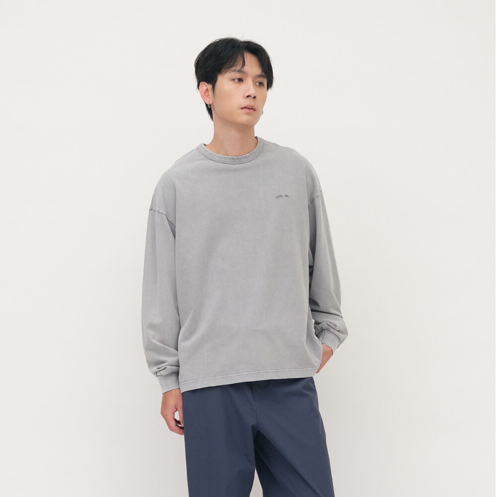寬版刺繡水洗長TEE