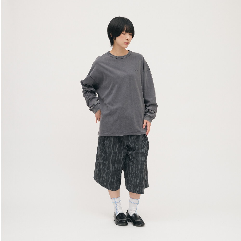 寬版刺繡水洗長TEE