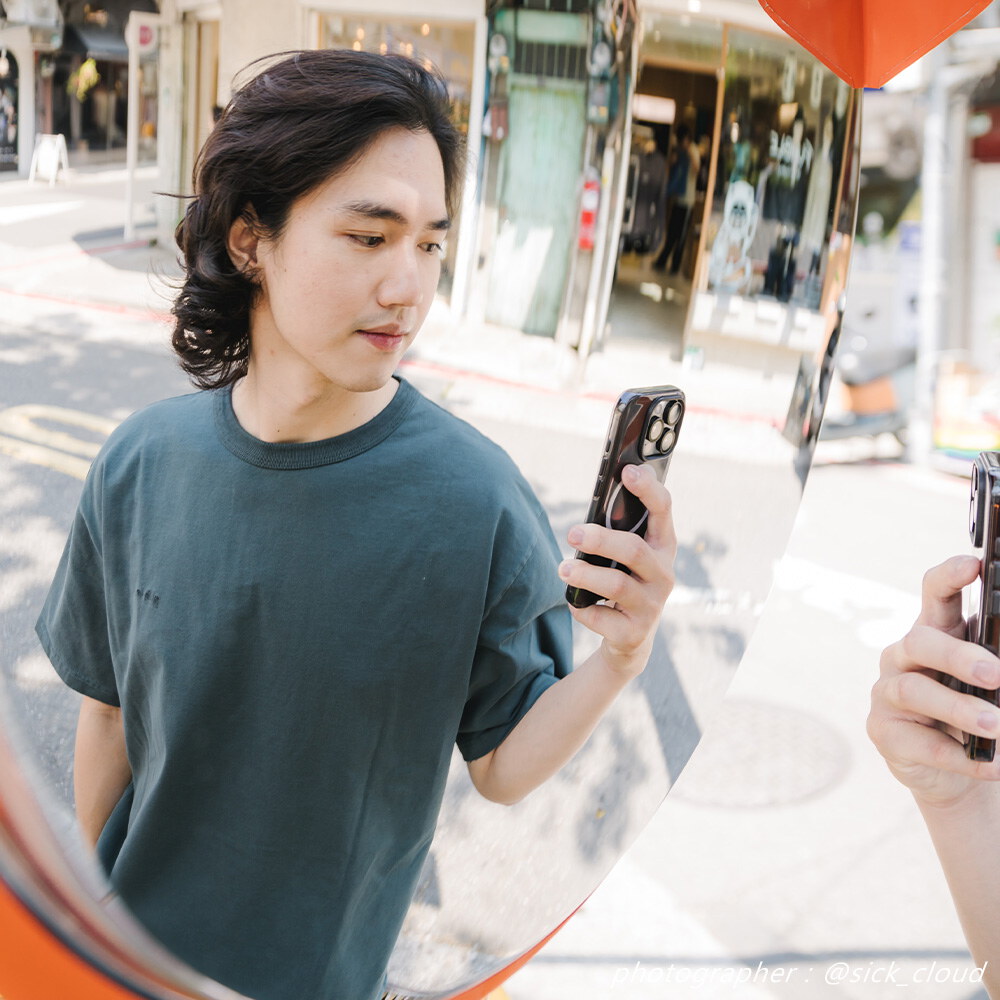 寬版刺繡水洗短TEE