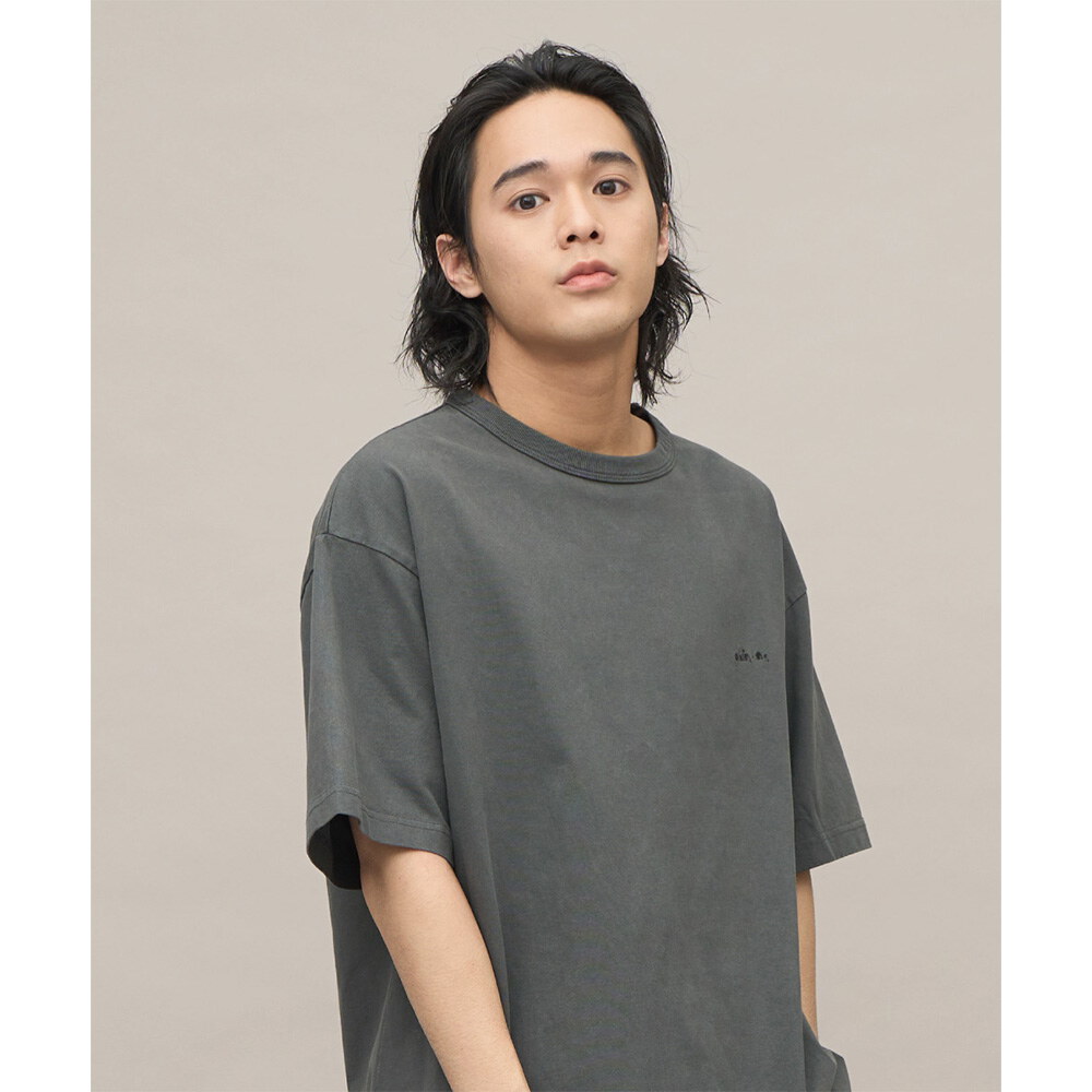 寬版刺繡水洗短TEE