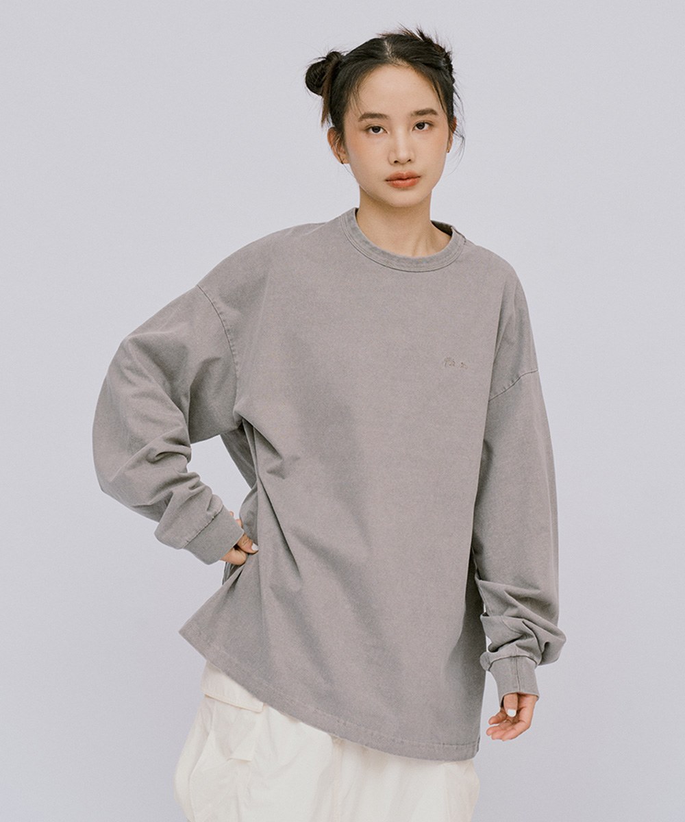 寬版刺繡水洗長袖TEE