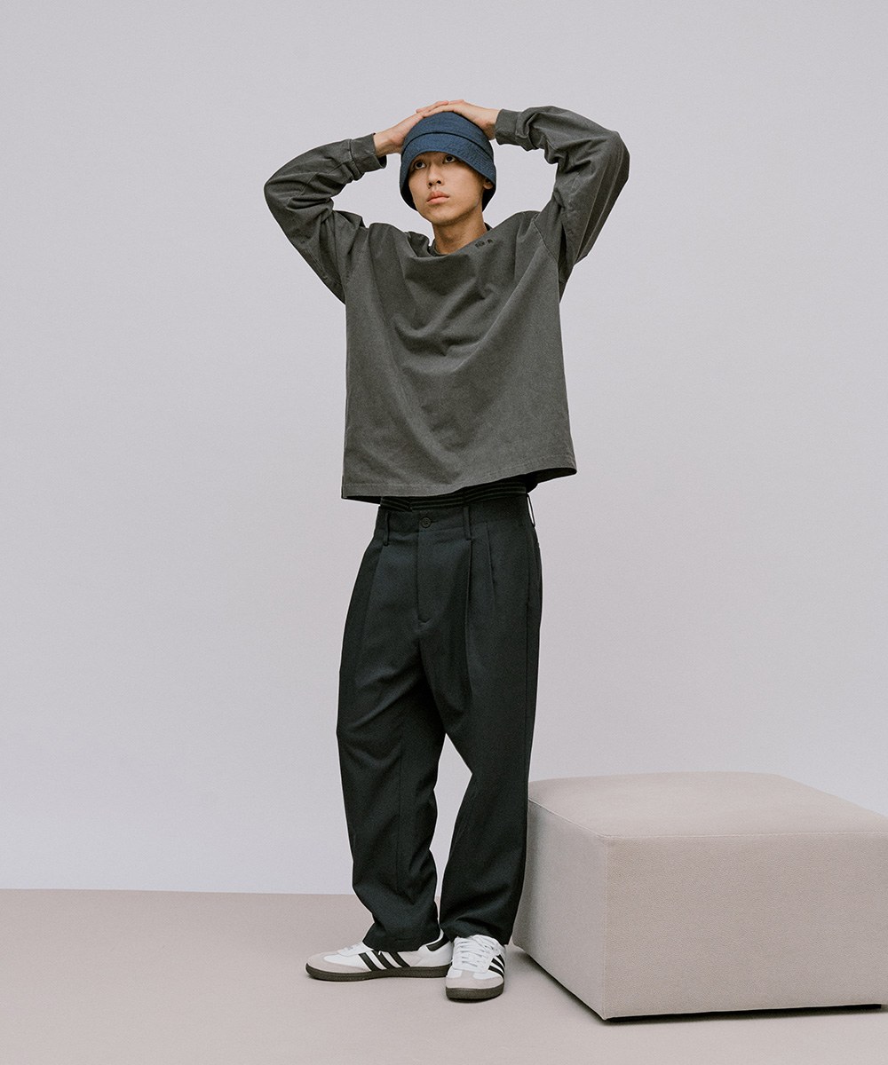 寬版刺繡水洗長袖TEE