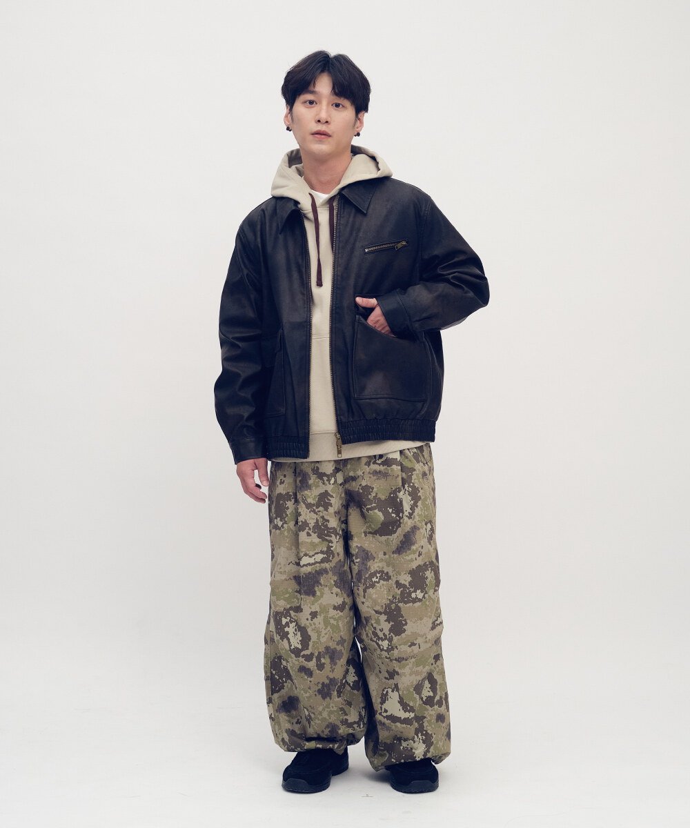 口袋拉鍊皮感外套