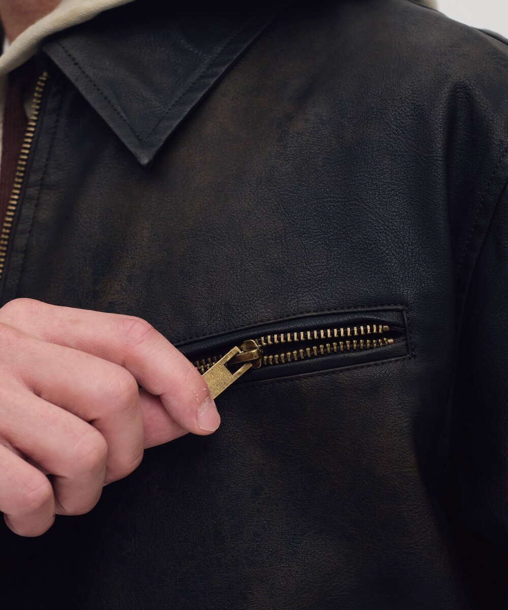 口袋拉鍊皮感外套