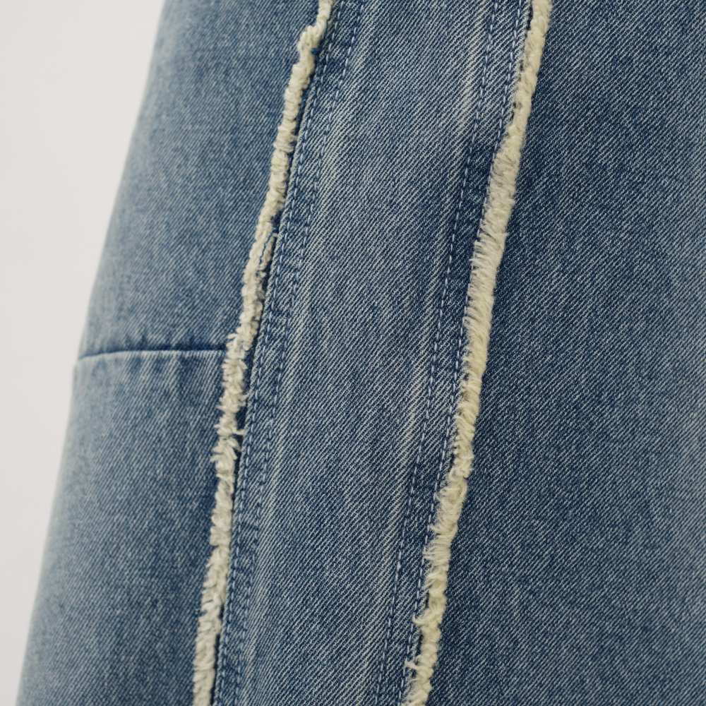 clip by clip 鬚邊剪裁刺繡牛仔短褲