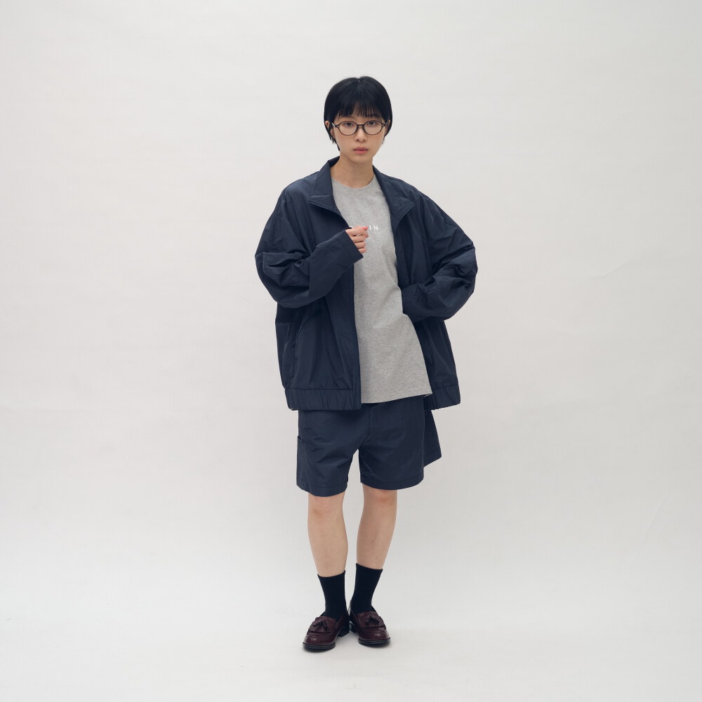 Timelly輕薄立領剪裁短褲