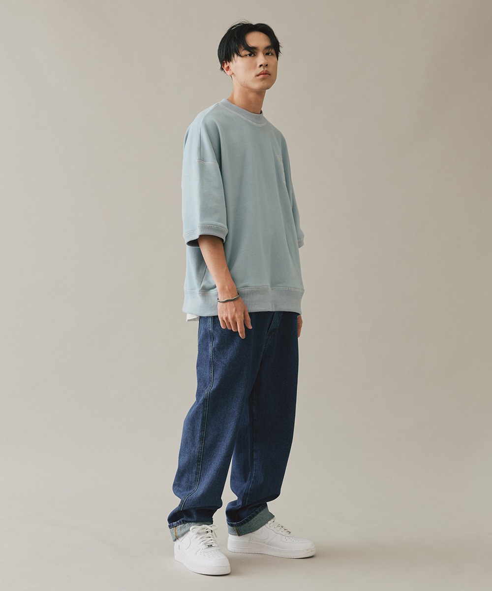 修身直筒牛仔褲