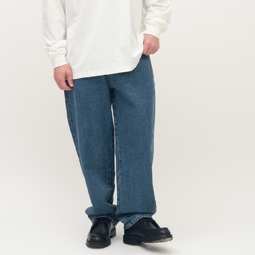 PLAIN刺繡經典直筒丹寧褲