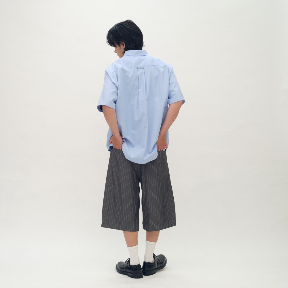 PLAIN刺繡素面口袋短袖襯衫