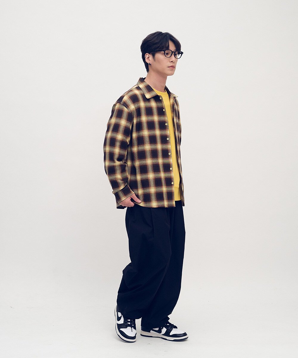 開領刺繡格紋長袖襯衫