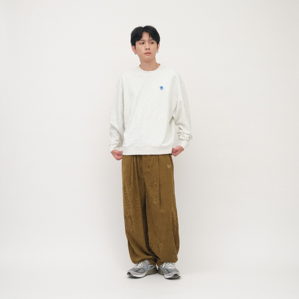 小P社長-經典大學TEE