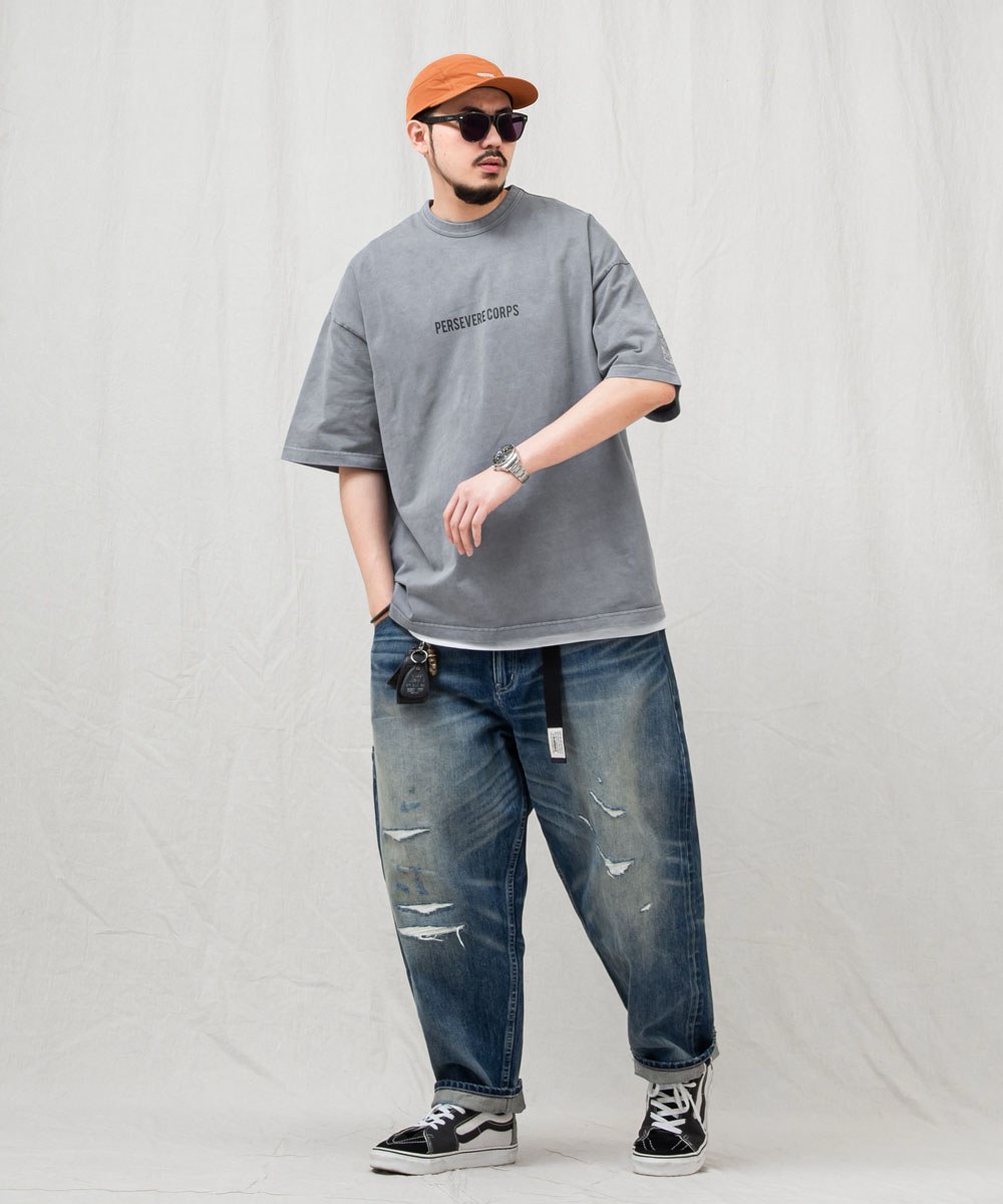 品牌標誌水洗Ｔ恤 PIGMENT-DYED CATCHWORD T-SHIRT