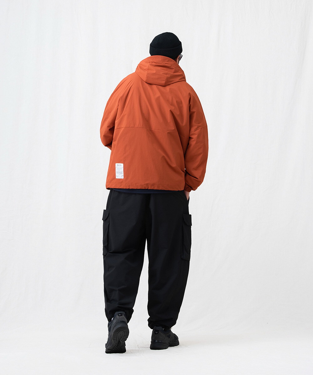 防潑水連帽外套 WATER-REPELLENT PULLOVER SHELL JACKET